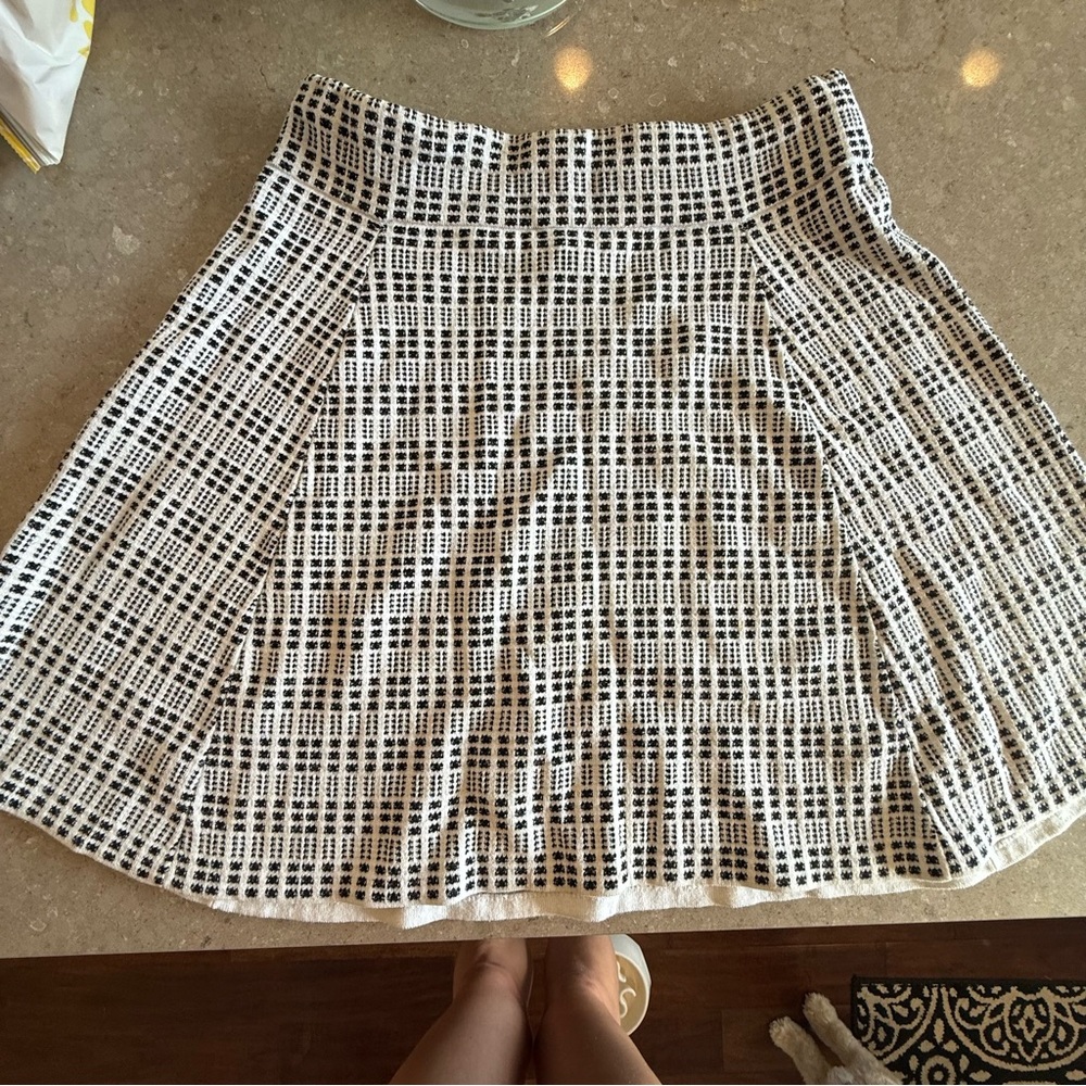 Theory Black and White A-Line Mini Skirt for Work
